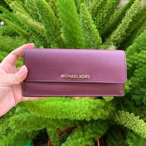 Michael Kors Jet Set Flat Wallet